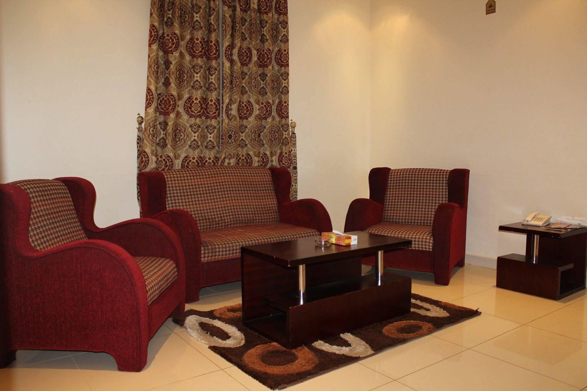 Merfal Hotel Apartamentos Al Taawun Riad Exterior foto